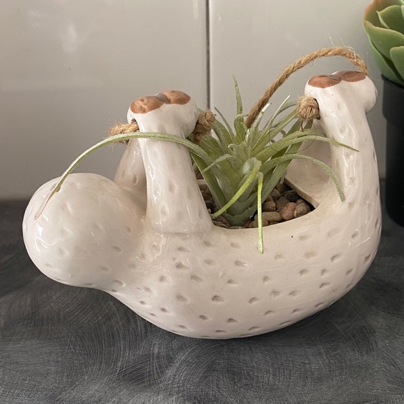 Ceramic Sloth Hanging Planter Animal Home Ornament Decor - Picture 3 of 5